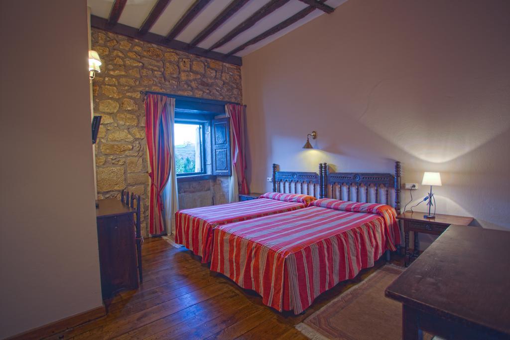 Hotel Altamira Santillana del Mar Extérieur photo