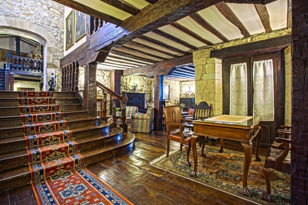 Hotel Altamira Santillana del Mar Extérieur photo